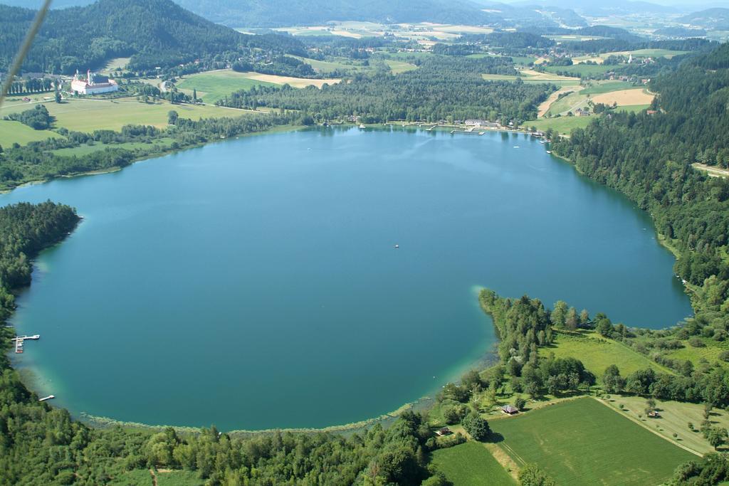 Stift St. Georgen Am Laengsee Sankt Georgen am Längsee Buitenkant foto